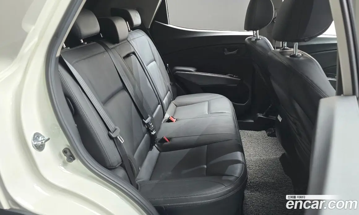 SsangYong TIBOLI 2023 1.6 автомат (гидро), фото 15 SsangYong TIBOLI 2023 1.6 автомат (гидро), фото 15