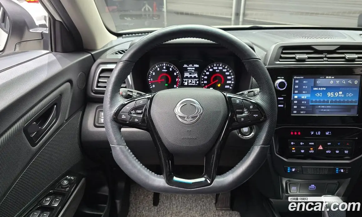 SsangYong TIBOLI 2023 1.6 автомат (гидро), фото 17 SsangYong TIBOLI 2023 1.6 автомат (гидро), фото 17