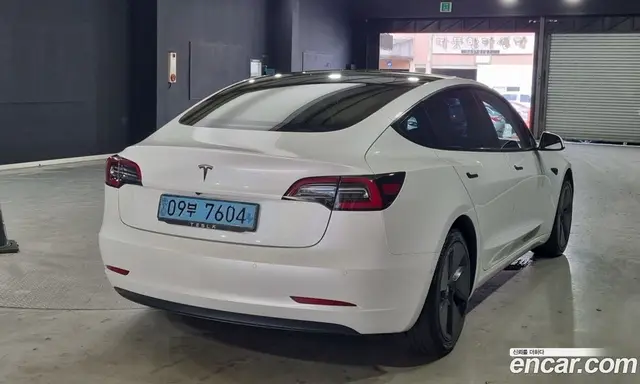 Tesla Model 3 2021 1.0 автомат (гидро), миниатюра 3