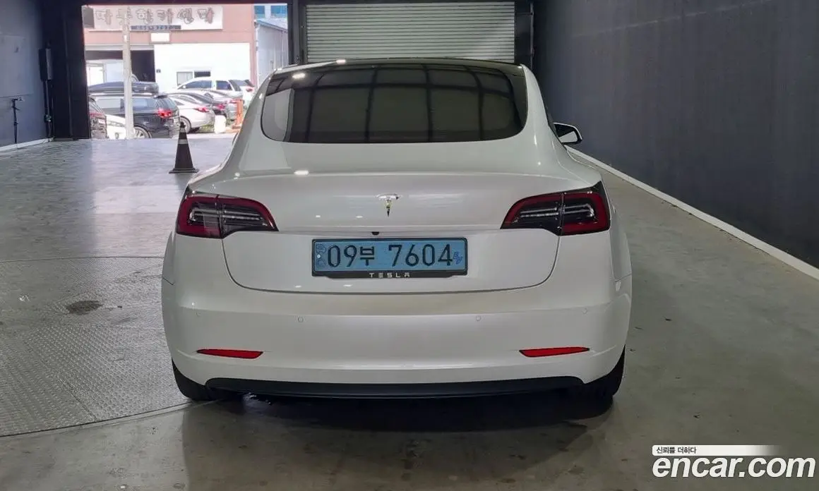 Tesla Model 3 2021 1.0 автомат (гидро), фото 4