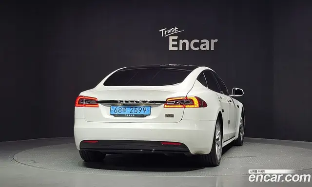 Tesla Model S 2020 0.3 автомат (гидро), миниатюра 4 Tesla Model S 2020 0.3 автомат (гидро), миниатюра 4