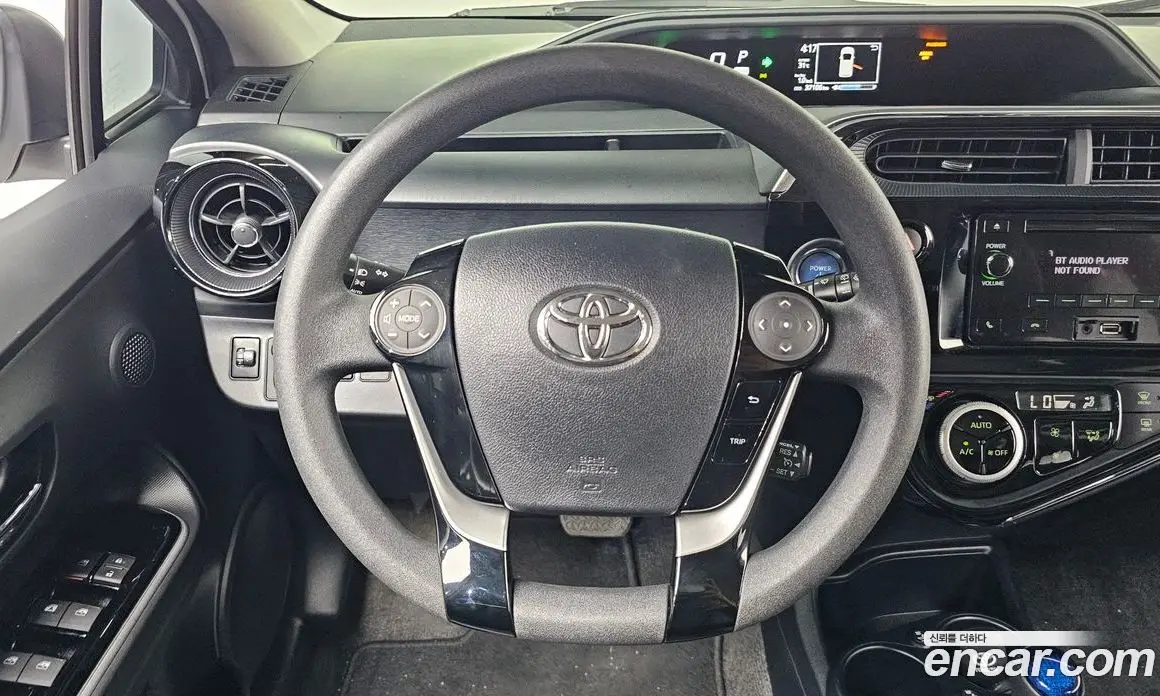 Toyota Prius 2019 1.5 автомат (гидро), фото 19 Toyota Prius 2019 1.5 автомат (гидро), фото 19