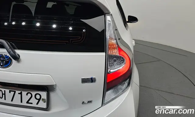 Toyota Prius 2019 1.5 автомат (гидро), миниатюра 9 Toyota Prius 2019 1.5 автомат (гидро), миниатюра 9