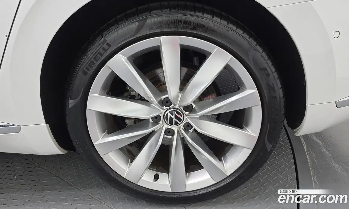 Volkswagen Arteon 2022 2.0 автомат (гидро), фото 5 Volkswagen Arteon 2022 2.0 автомат (гидро), фото 5