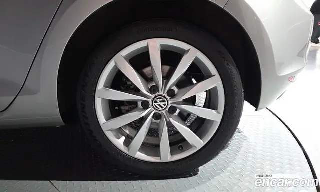 Volkswagen Golf 2015 2.0 автомат (гидро), миниатюра 6 Volkswagen Golf 2015 2.0 автомат (гидро), миниатюра 6