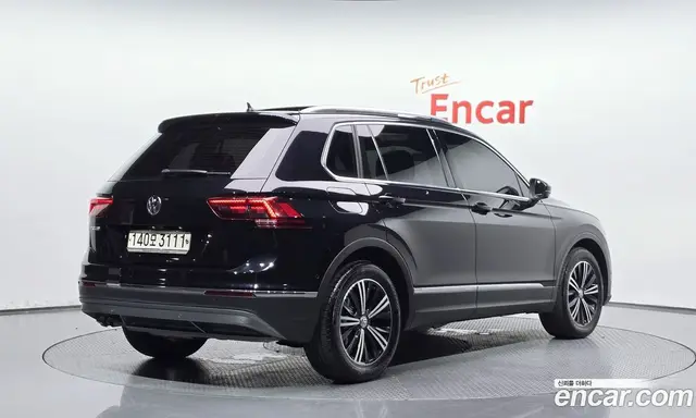 Volkswagen Tiguan, 2020, 81 394 км