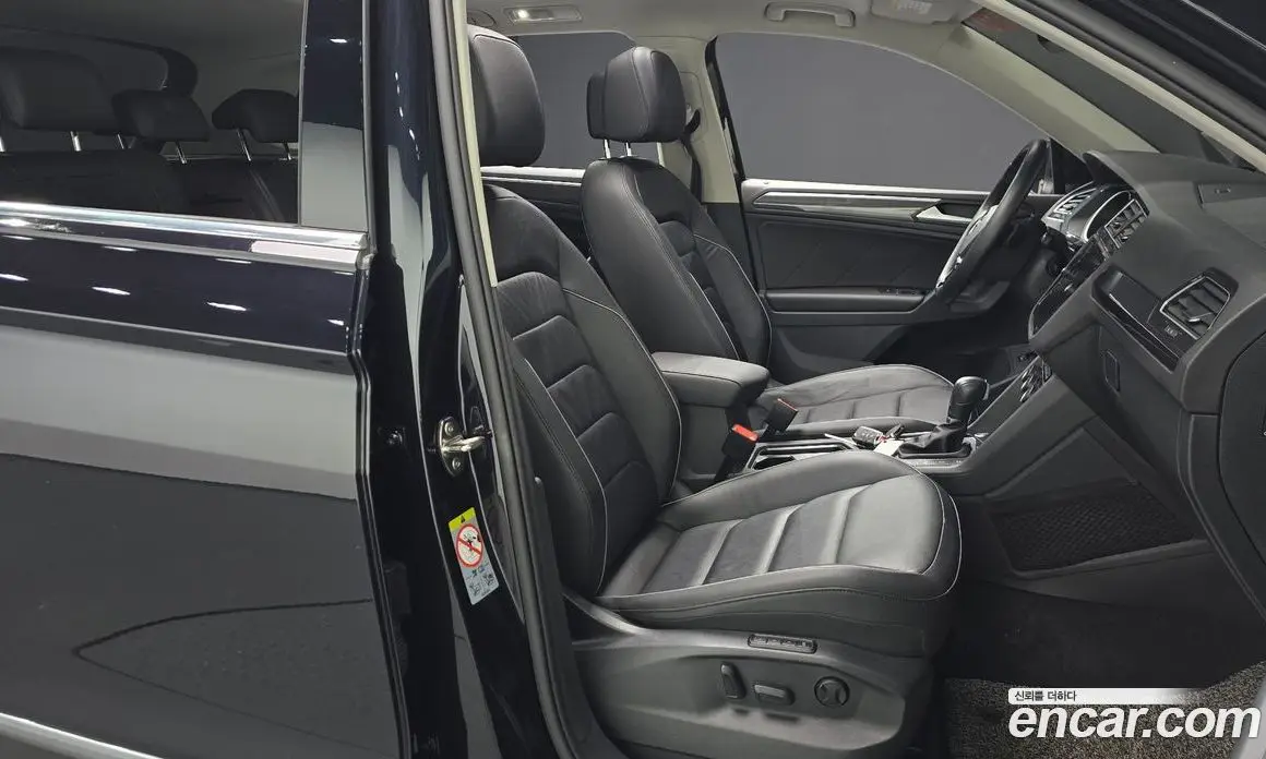 Volkswagen Tiguan 2020 2.0 автомат (гидро), фото 15