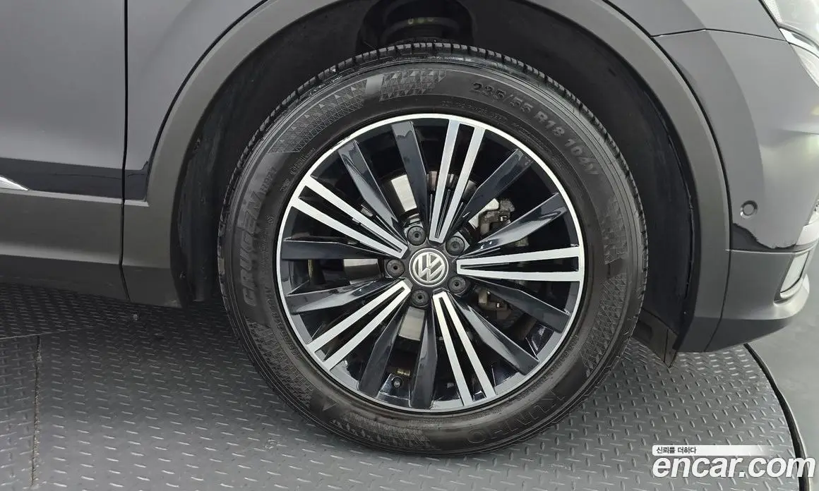 Volkswagen Tiguan 2020 2.0 автомат (гидро), фото 6
