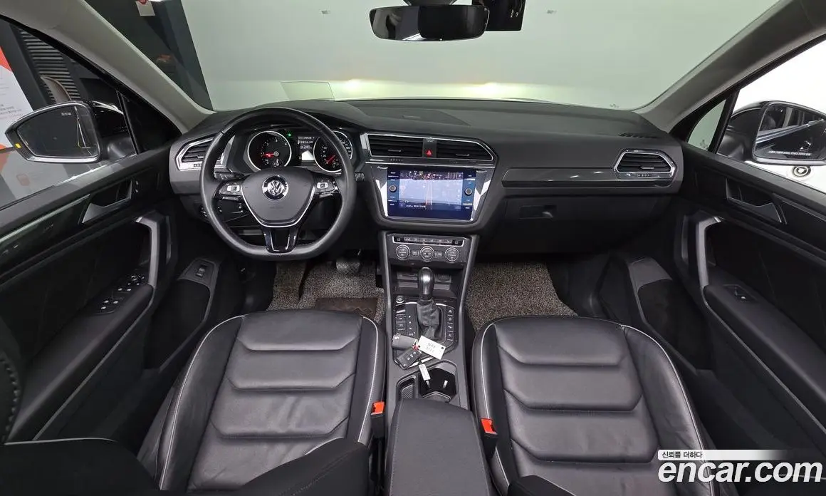 Volkswagen Tiguan 2020 2.0 автомат (гидро), фото 9