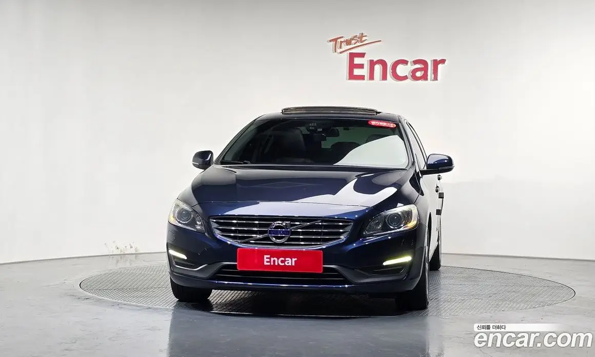 Volvo S60 2014 1.6 автомат (гидро), фото 2 Volvo S60 2014 1.6 автомат (гидро), фото 2