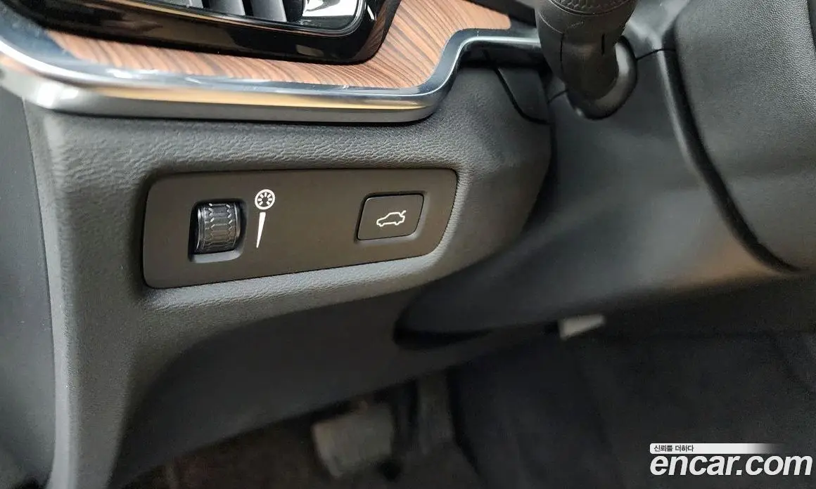 Volvo S60 2020 2.0 автомат (гидро), фото 16 Volvo S60 2020 2.0 автомат (гидро), фото 16