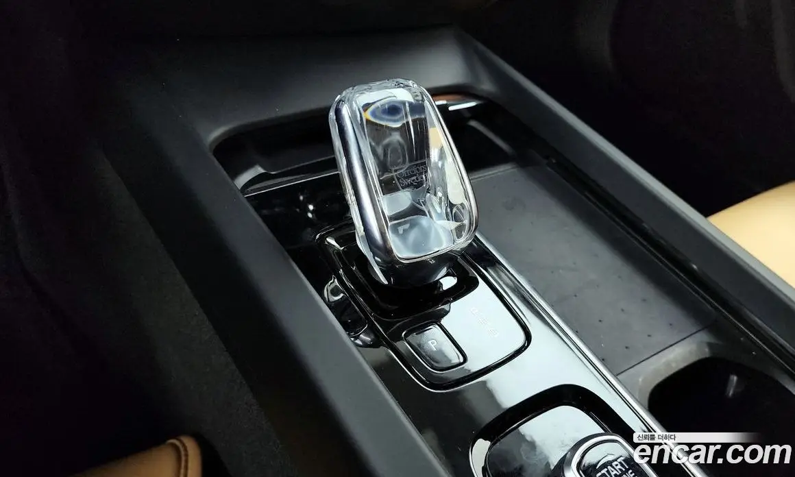 Volvo S60 2020 2.0 автомат (гидро), фото 9 Volvo S60 2020 2.0 автомат (гидро), фото 9
