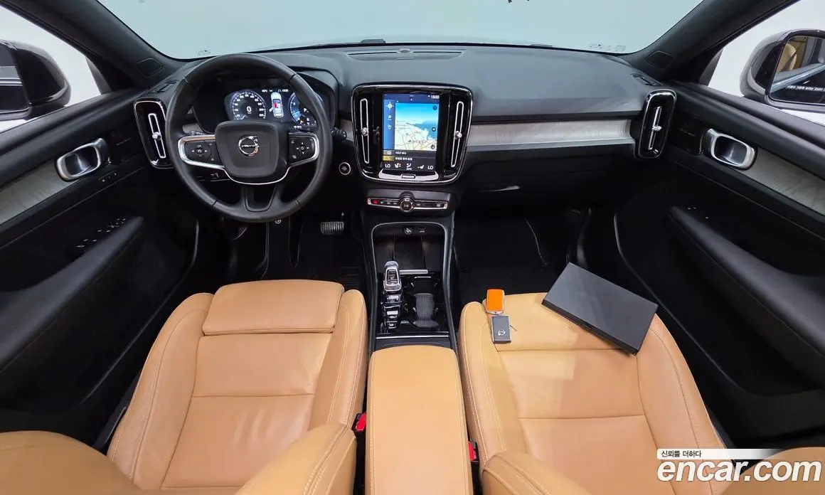 Volvo XC40 2020 2.0 автомат (гидро), фото 10 Volvo XC40 2020 2.0 автомат (гидро), фото 10