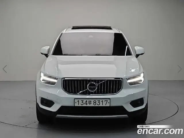 Volvo XC40 2020 2.0 автомат (гидро), миниатюра 2 Volvo XC40 2020 2.0 автомат (гидро), миниатюра 2