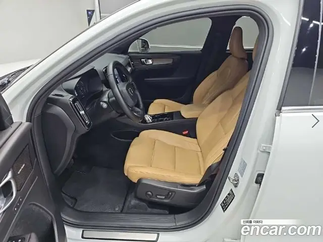 Volvo XC40 2020 2.0 автомат (гидро), миниатюра 11 Volvo XC40 2020 2.0 автомат (гидро), миниатюра 11