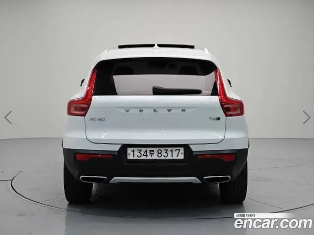 Volvo XC40 2020 2.0 автомат (гидро), миниатюра 3 Volvo XC40 2020 2.0 автомат (гидро), миниатюра 3
