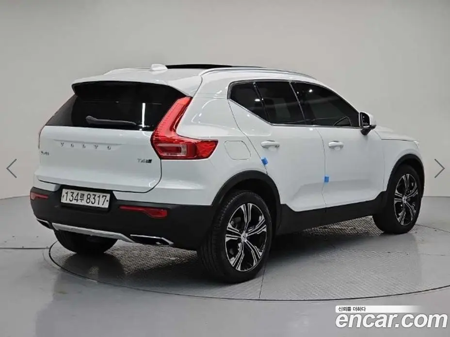 Volvo XC40 2020 2.0 автомат (гидро), фото 4 Volvo XC40 2020 2.0 автомат (гидро), фото 4