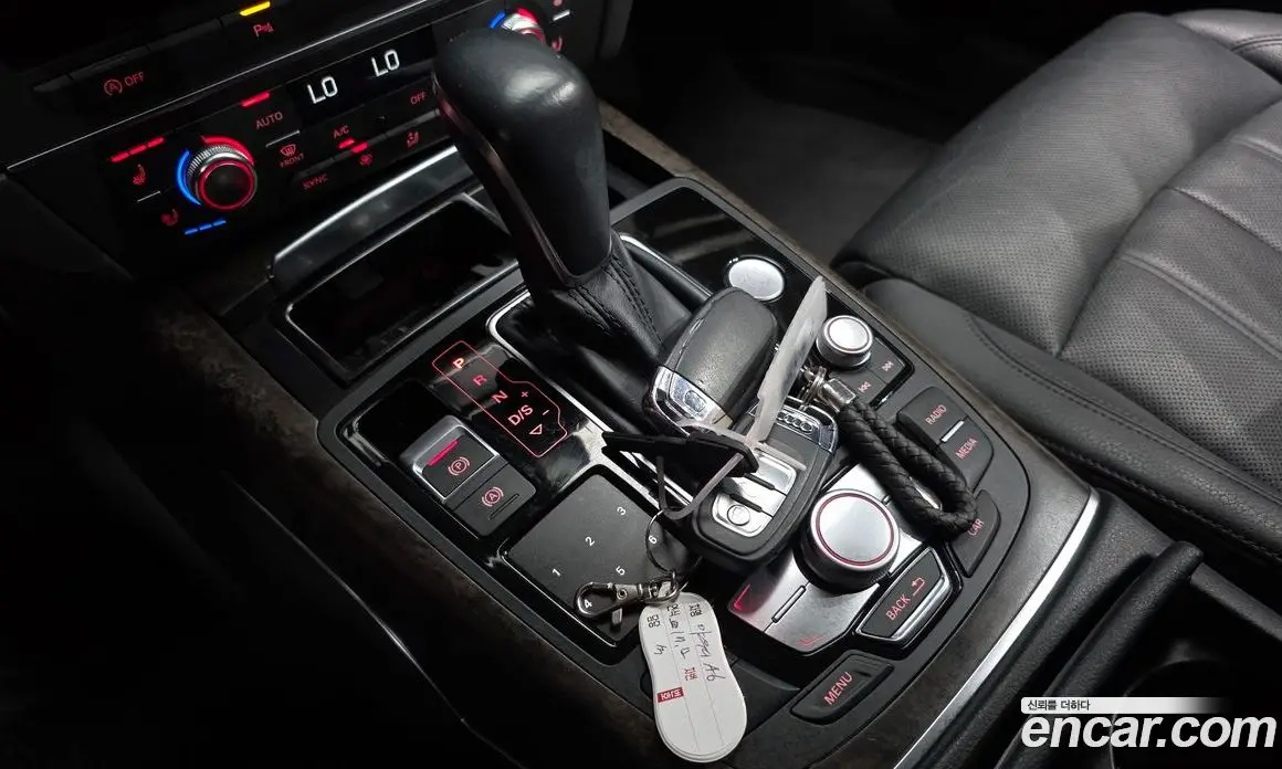 Audi A6 2017 2.0 автомат (гидро), фото 12