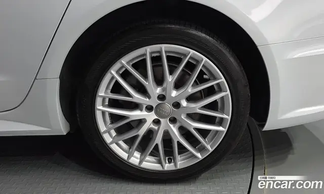 Audi A6 2017 2.0 автомат (гидро), миниатюра 7