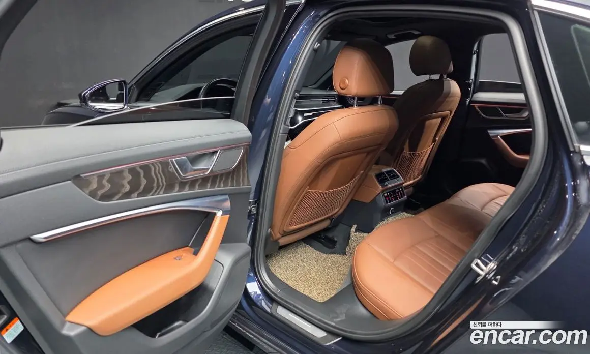 Audi A6 2020 2.0 автомат (гидро), фото 15