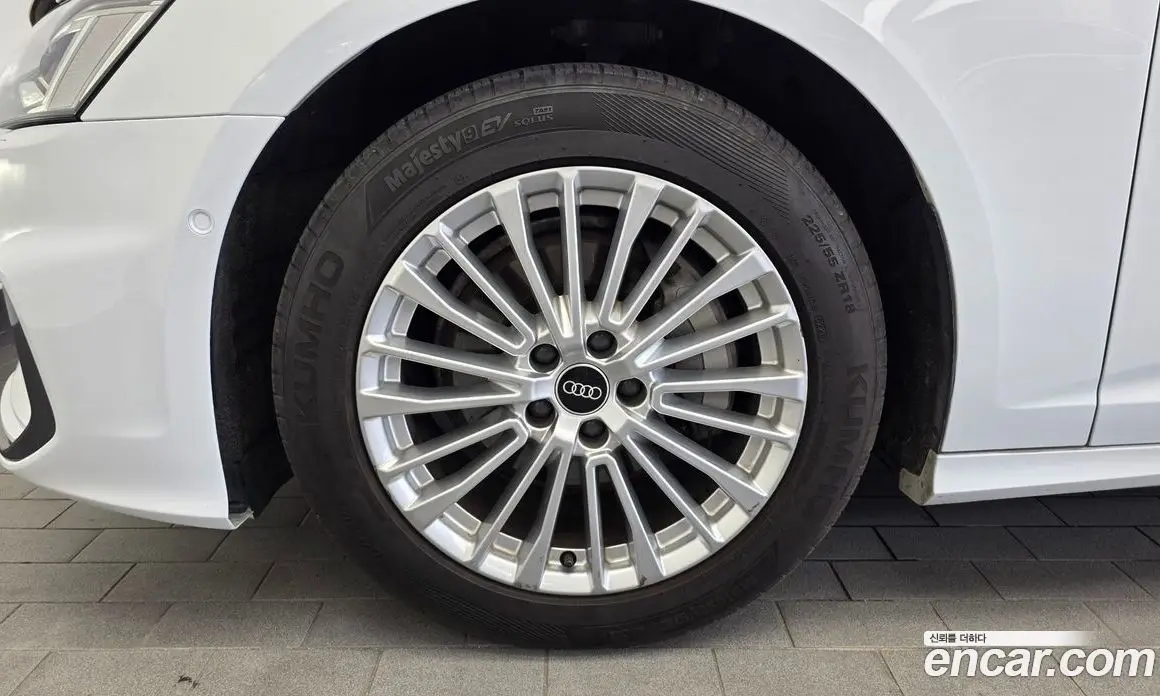 Audi A6 2021 2.0 автомат (гидро), фото 5 Audi A6 2021 2.0 автомат (гидро), фото 5