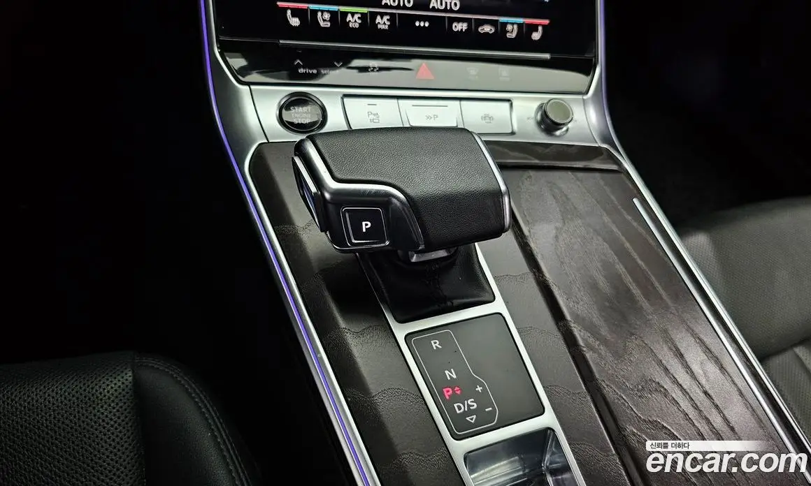 Audi A6 2023 2.0 автомат (гидро), фото 12