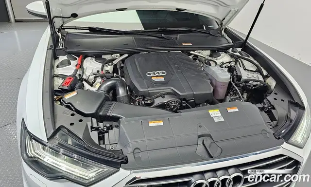 Audi A6 2023 2.0 автомат (гидро), миниатюра 6