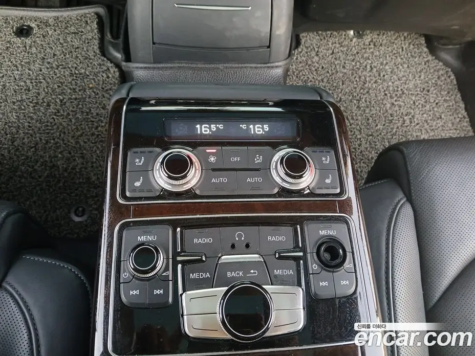 Audi A8 2014 3.0 автомат (гидро), фото 18 Audi A8 2014 3.0 автомат (гидро), фото 18