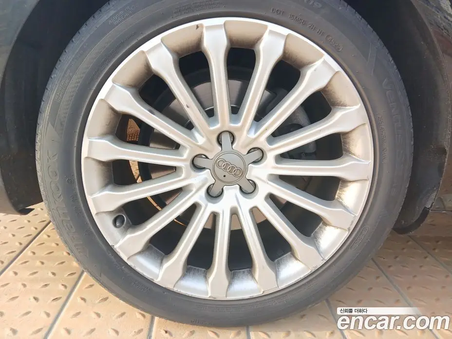 Audi A8 2014 3.0 автомат (гидро), фото 20 Audi A8 2014 3.0 автомат (гидро), фото 20
