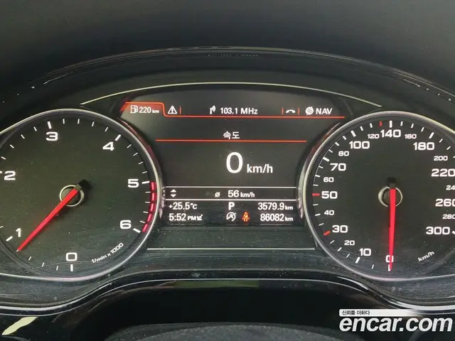 Audi A8 2014 3.0 автомат (гидро), миниатюра 8 Audi A8 2014 3.0 автомат (гидро), миниатюра 8