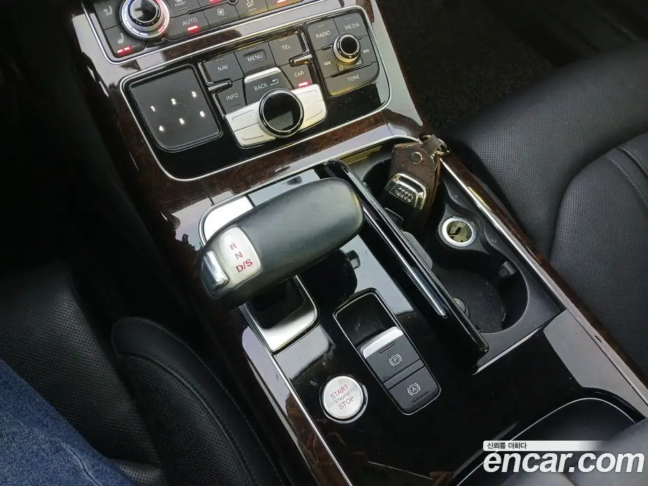 Audi A8 2014 3.0 автомат (гидро), фото 9 Audi A8 2014 3.0 автомат (гидро), фото 9