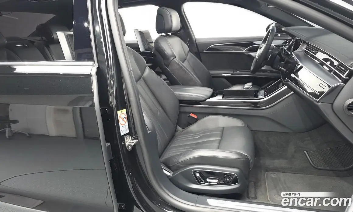 Audi A8 2021 3.0 автомат (гидро), фото 17 Audi A8 2021 3.0 автомат (гидро), фото 17