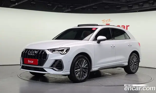 Audi Q3, 2022, 27 867 км