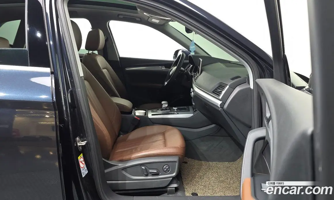 Audi Q5 2020 2.0 автомат (гидро), фото 17