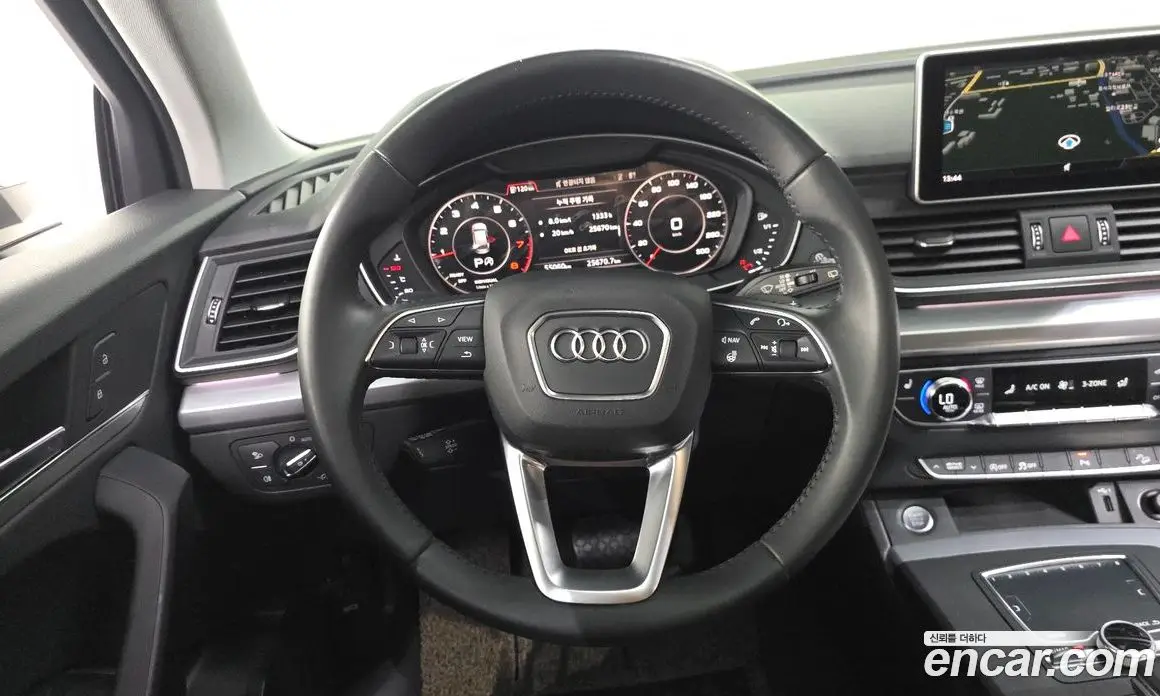 Audi Q5 2020 2.0 автомат (гидро), фото 19