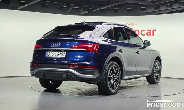 Audi Q5 2022 2.0 автомат (гидро), миниатюра 2 Audi Q5 2022 2.0 автомат (гидро), миниатюра 2
