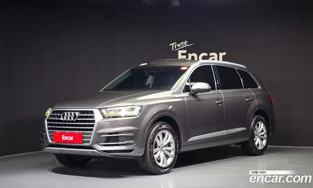 Audi Q7, 2019, 127 121 км