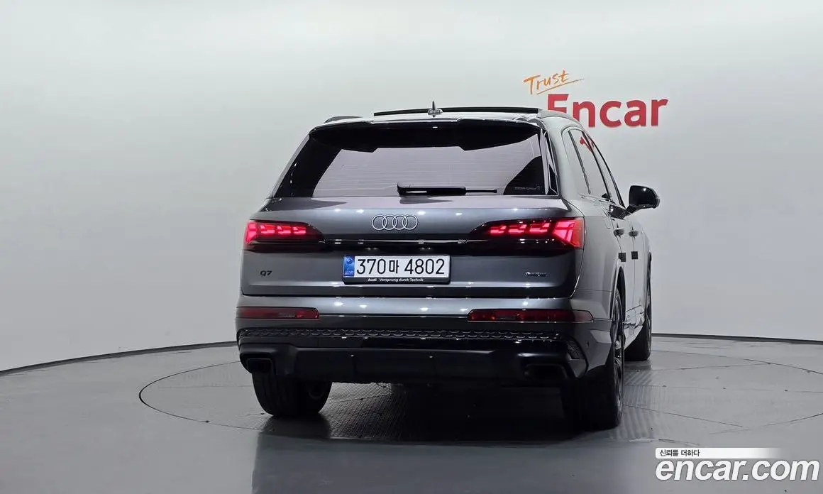 Audi Q7 2025 3.0 автомат (гидро), фото 4 Audi Q7 2025 3.0 автомат (гидро), фото 4