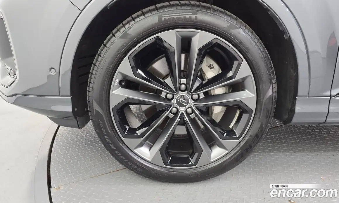 Audi Q7 2025 3.0 автомат (гидро), фото 5 Audi Q7 2025 3.0 автомат (гидро), фото 5