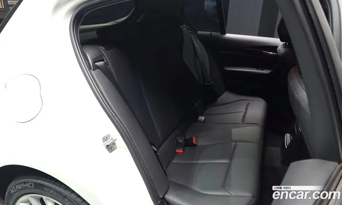 BMW 1 серия 2016 2.0 автомат (гидро), фото 17