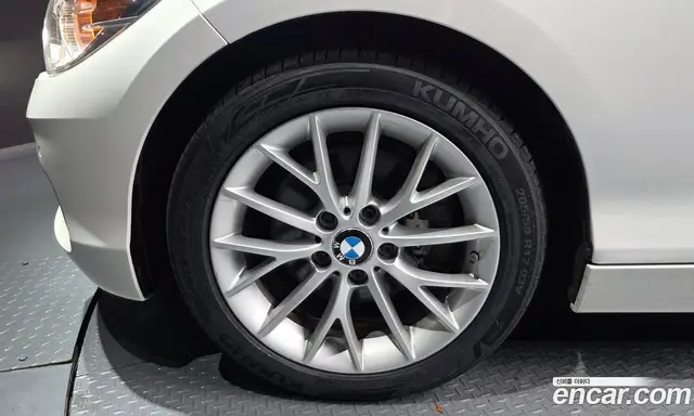 BMW 1 серия 2016 2.0 автомат (гидро), миниатюра 4