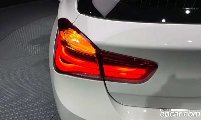 BMW 1 серия 2016 2.0 автомат (гидро), миниатюра 8