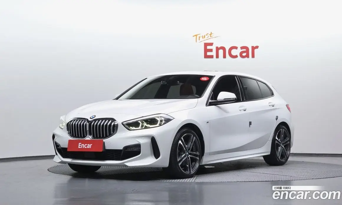 BMW 1 серия 2021 2.0 автомат (гидро), фото 1 BMW 1 серия 2021 2.0 автомат (гидро), фото 1
