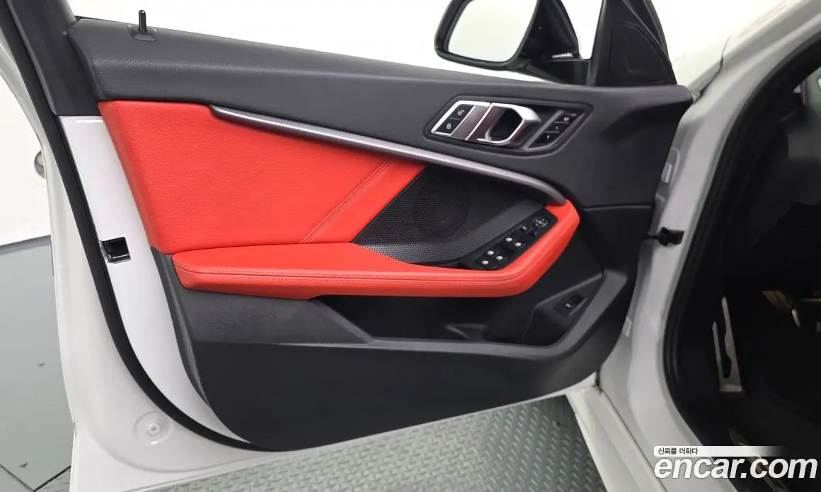 BMW 1 серия 2021 2.0 автомат (гидро), фото 14 BMW 1 серия 2021 2.0 автомат (гидро), фото 14