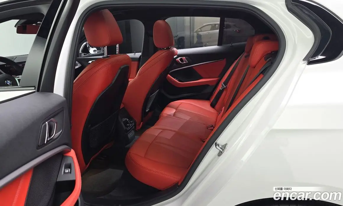 BMW 1 серия 2021 2.0 автомат (гидро), фото 16 BMW 1 серия 2021 2.0 автомат (гидро), фото 16