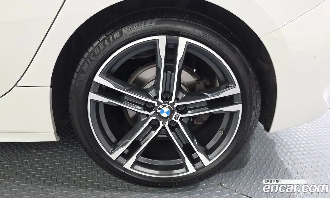 BMW 1 серия 2021 2.0 автомат (гидро), фото 7 BMW 1 серия 2021 2.0 автомат (гидро), фото 7