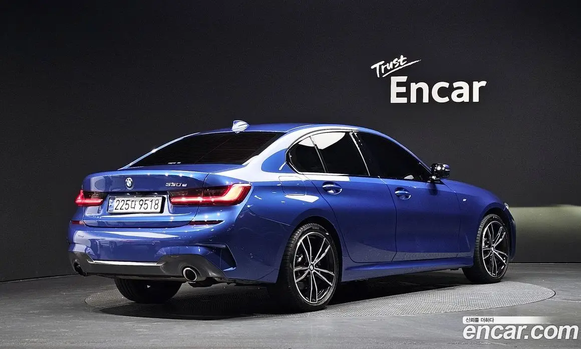 BMW 3 серия 2020 2.0 автомат (гидро), фото 1 BMW 3 серия 2020 2.0 автомат (гидро), фото 1