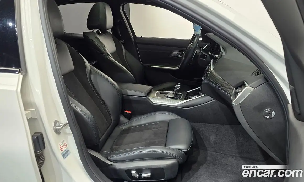 BMW 3 серия 2021 2.0 автомат (гидро), фото 15 BMW 3 серия 2021 2.0 автомат (гидро), фото 15