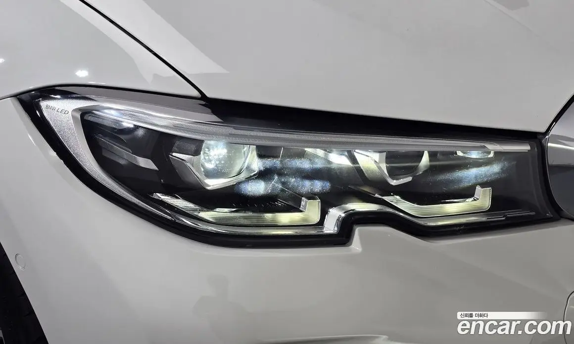 BMW 3 серия 2021 2.0 автомат (гидро), фото 7 BMW 3 серия 2021 2.0 автомат (гидро), фото 7