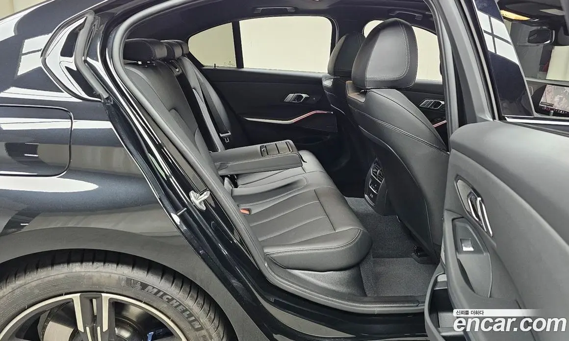 BMW 3 серия 2025 2.0 автомат (гидро), фото 16